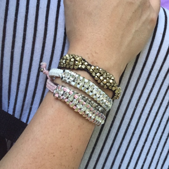 Four embellished bracelets - Picture 2 of 3