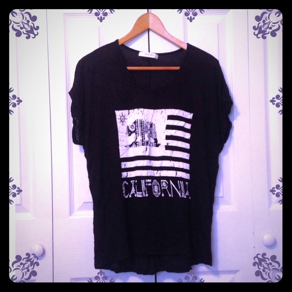 Black t shirt