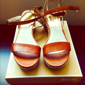 Michael kors leather wedges size 10