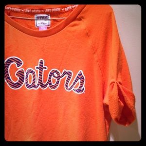 VS Pink 1/2 sleeve light sweatshirt top