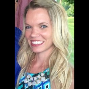 Meet your Posher, Kendra