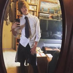 Meet your Posher, Tyler