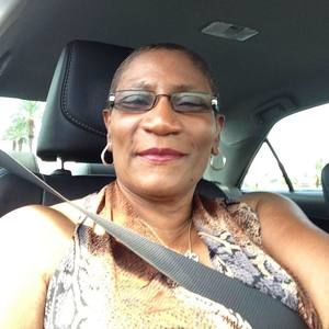 Meet your Posher, Vanessa