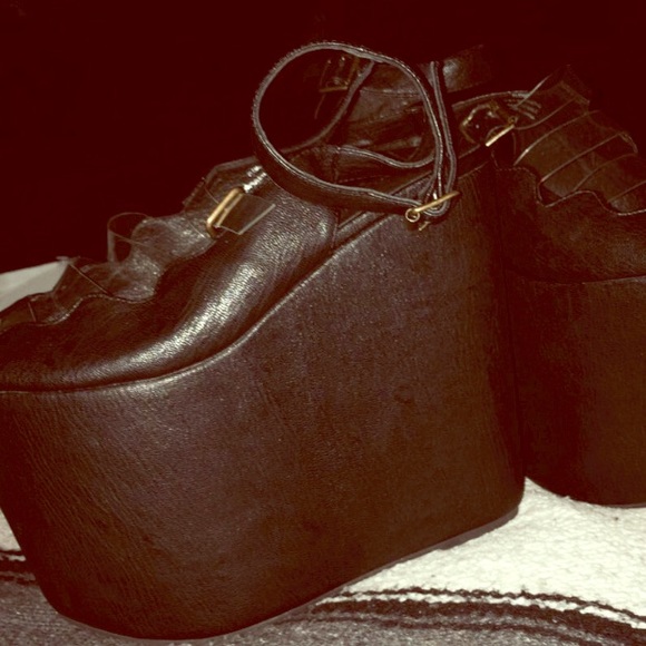 Insane high jelly platform sandals, like UNIF.