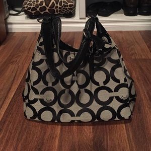 Authentic coach purse. In perfect condition.