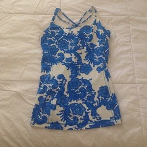Lululemon tank