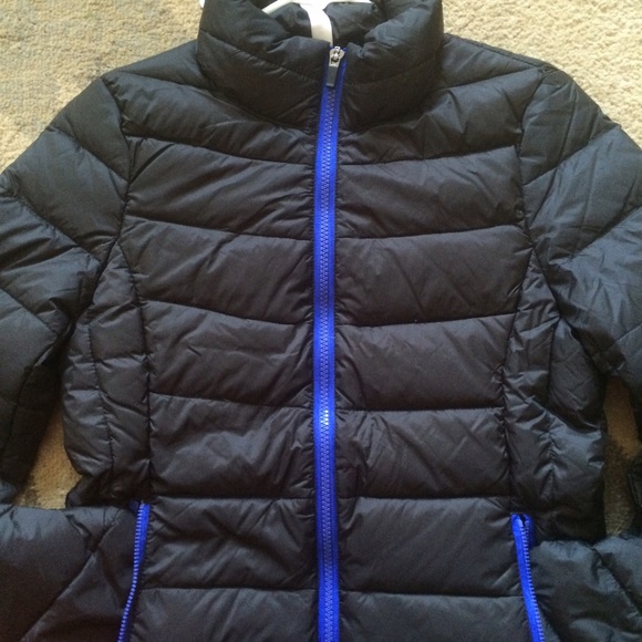 SOLD Fabletics jacket NWT