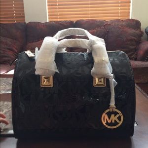 Michael kors purse