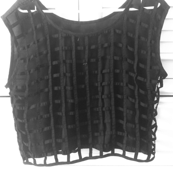 Black caged top - Picture 1 of 2