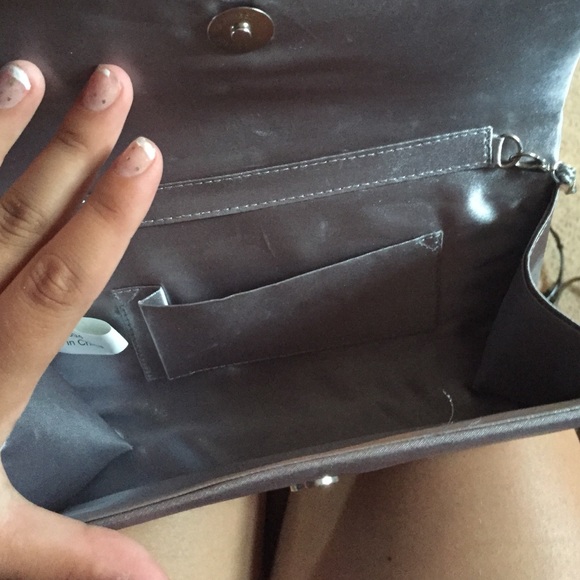 Silver clutch - Picture 2 of 3