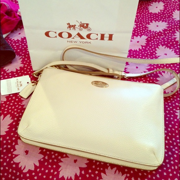 Coach Crossbody Bag ๐ - Picture 1 of 2