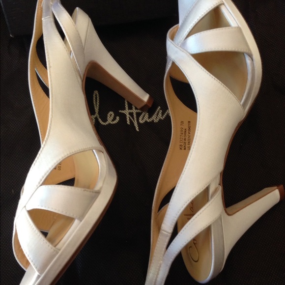 Brand New Cole Haan Satin Ceci Air Heels
