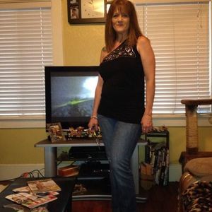 Meet your Posher, Linda