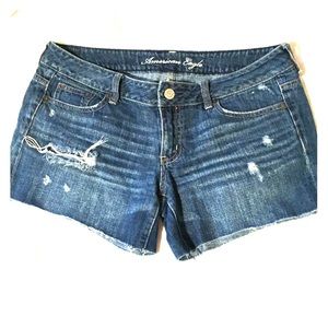 American Eagle distressed jean shorts