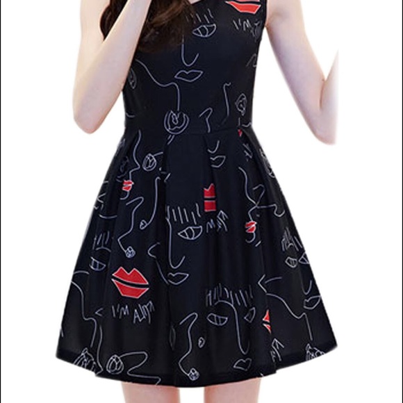 🆕 Hot Lips Print Chiffon Dress - Picture 4 of 4