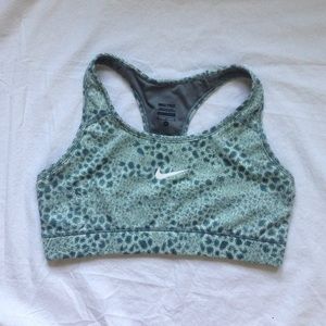 Nike Pro sports bra