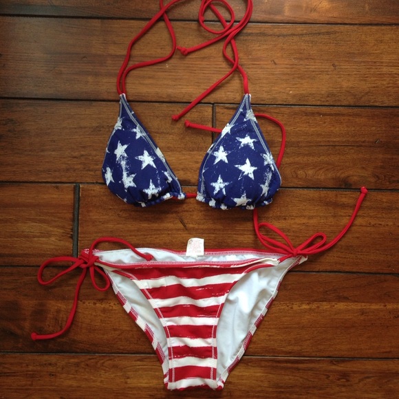 Other - American flag print reversible bikini