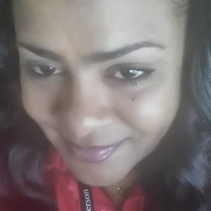 Meet your Posher, Monique