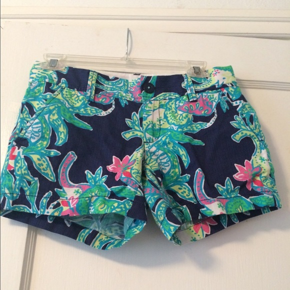 lilly Pulitzer Callahan shorts in trunk show