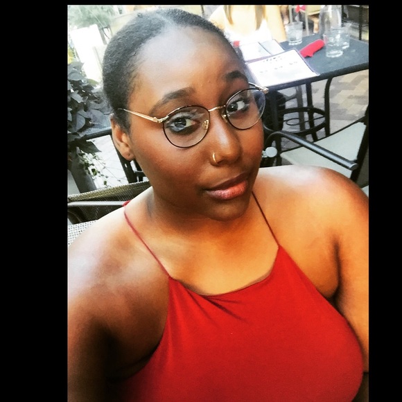 Meet your Posher, R - Picture 1 of 1