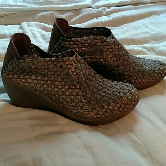 Super Cute Woven Stretch Wedges