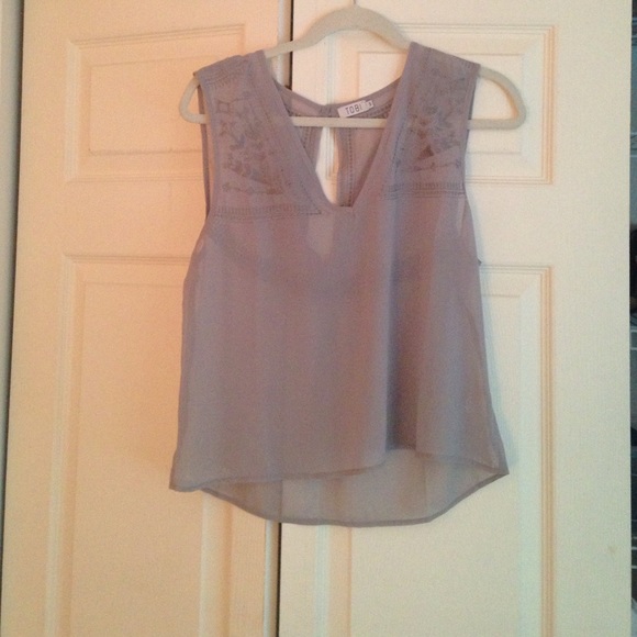 Grey embroidered TOBI top