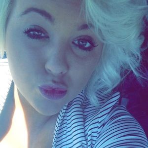 Meet your Posher, Molly