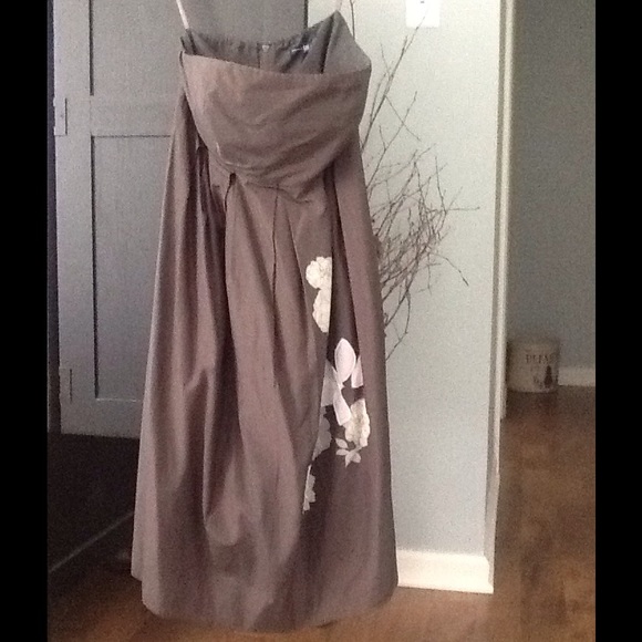 Gap strapless dress (make an offer!!) ❤️