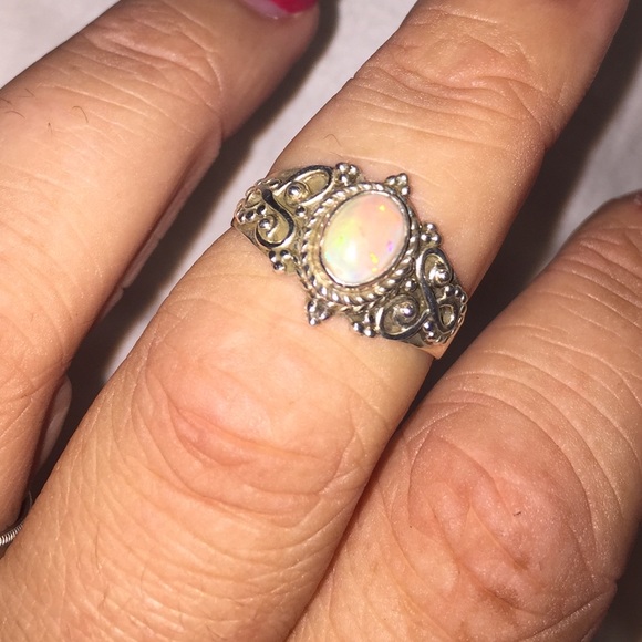 Rare Opal and Sterling Silver 925 Ring size 9 - Picture 3 of 3