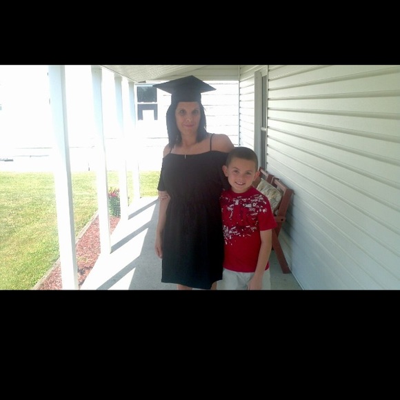 Black off the shoulder dress - Picture 3 of 3