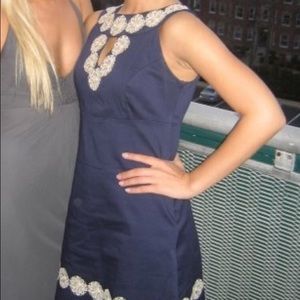 Lilly Pulitzer size 0 navy shift with keyhole