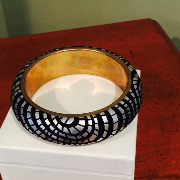 Black and silver bangle