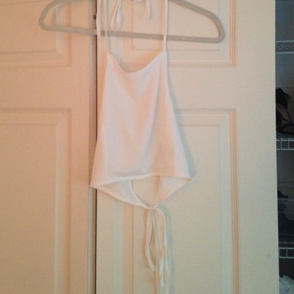 White cropped halter TOBI
