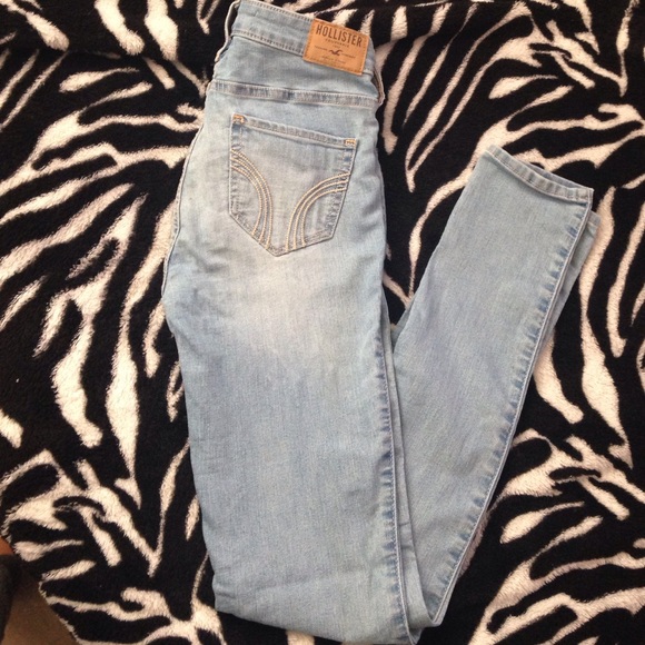 NWOT Hollister Light Wash Jeans