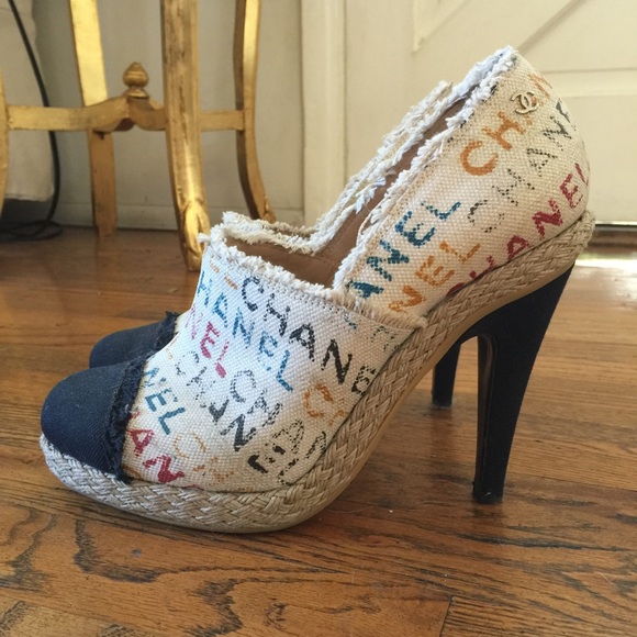 AUTHENTHIC CHANEL HEELED ESPADRILLES - Picture 3 of 4