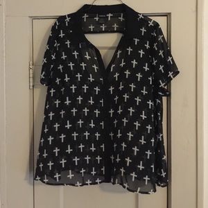 Torrid sheer black and white shirt. Size 3 (2X).