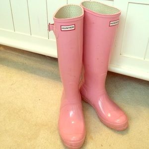 Baby pink Hunter tall rain boots