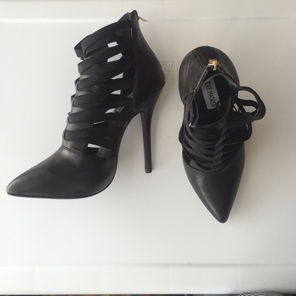 ⬇️REDUCED!! Steve Madden lace up black pumps - Picture 4 of 8