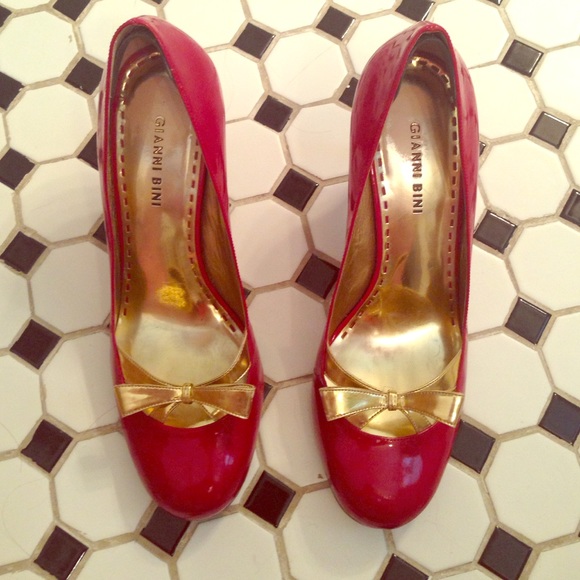 Patent Leather Gold and Red Heels with Bow Detail
