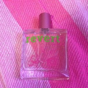 Rue 21 revert perfume