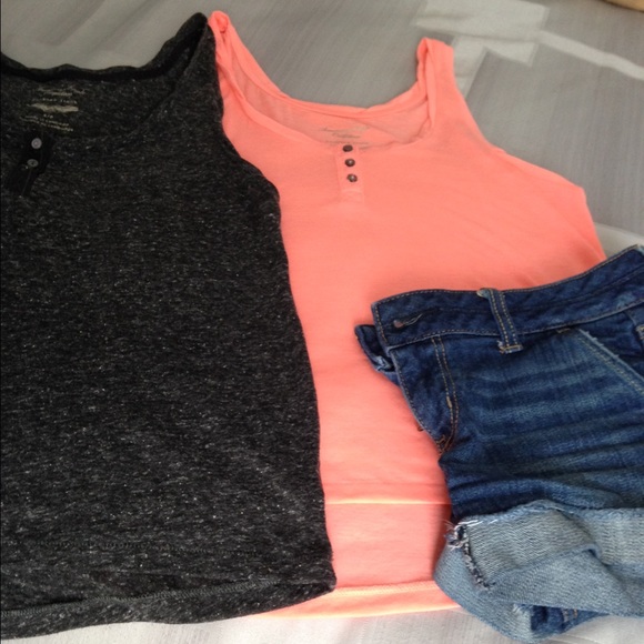 American eagle tank tops - Picture 2 of 3