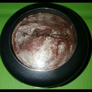 MAC - JUPITER MINERLIZE EYESHADOW