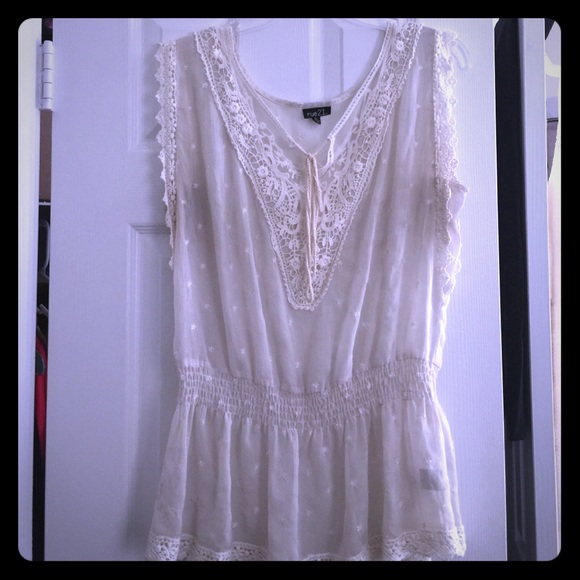 Boho style lace tank top