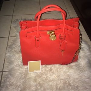 Michael Kors  HAMILTON LARGE SAFFIANO LEATHER TOTE