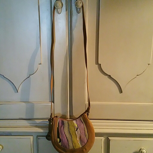 RELIC CROSS BODY BAG - Picture 3 of 3