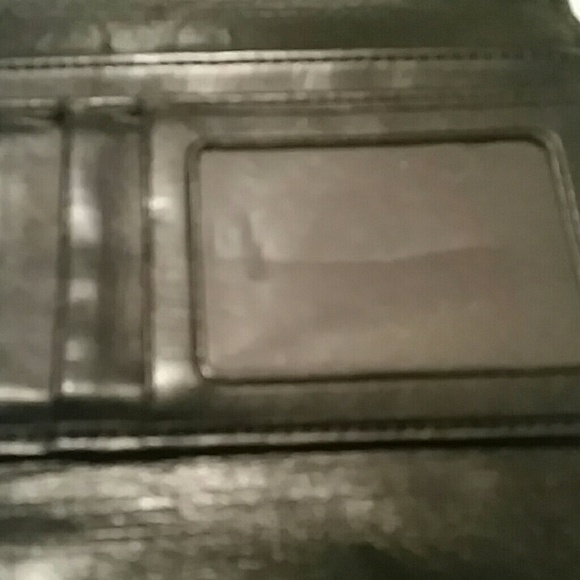 Used Coach wallet - Picture 3 of 7