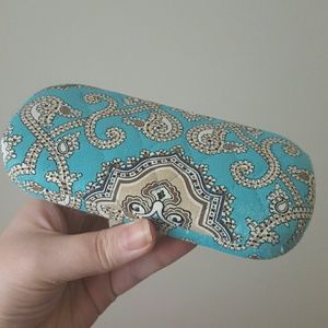 FINAL REDUCTION VB glasses case in Totally Turq