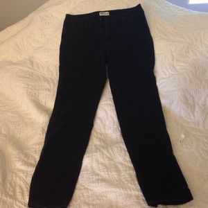 Old Navy Size 6 Pixie pants in Black