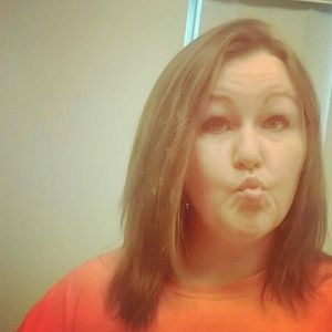 Meet your Posher, Jacqueline