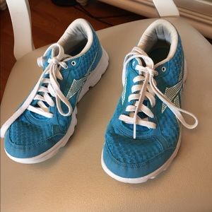 Running shoes